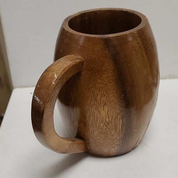 Vintage Handmade wooden engraved mug - Picture 3 of 6